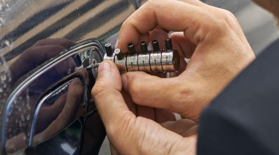 Expert Emergency Roof Repairs services in Decatur, TX